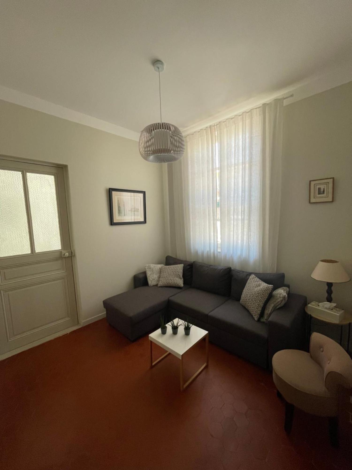 La Villa Des Amandiers Hyères Exteriör bild